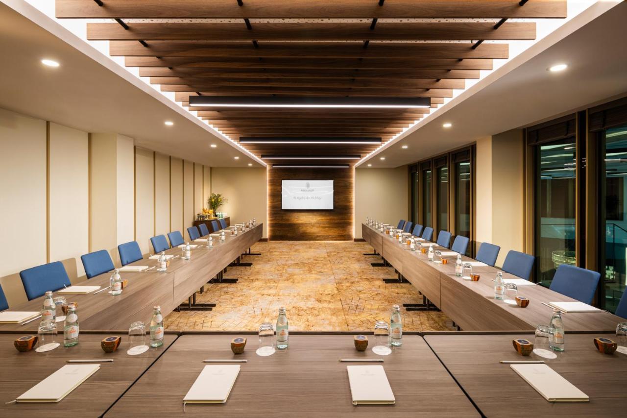 Kings' Valley Medical & Spa Hotel Kazanlŭk Dış mekan fotoğraf Meeting room at the hotel