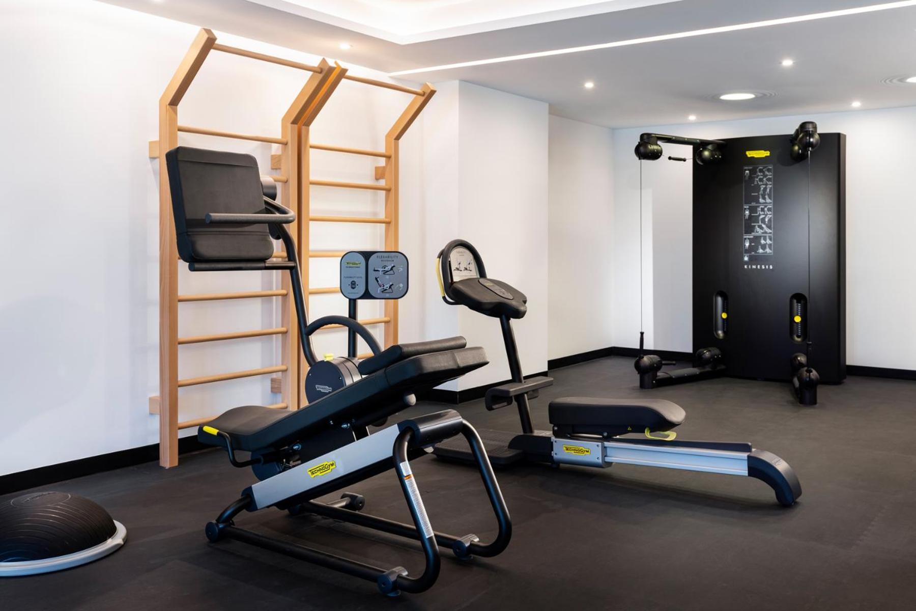 Kings' Valley Medical & Spa Hotel Kazanlŭk Dış mekan fotoğraf Technogym Wellness Center